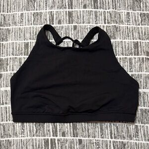 EUC Women’s lululemon free to be high neck trinity bra size 6
